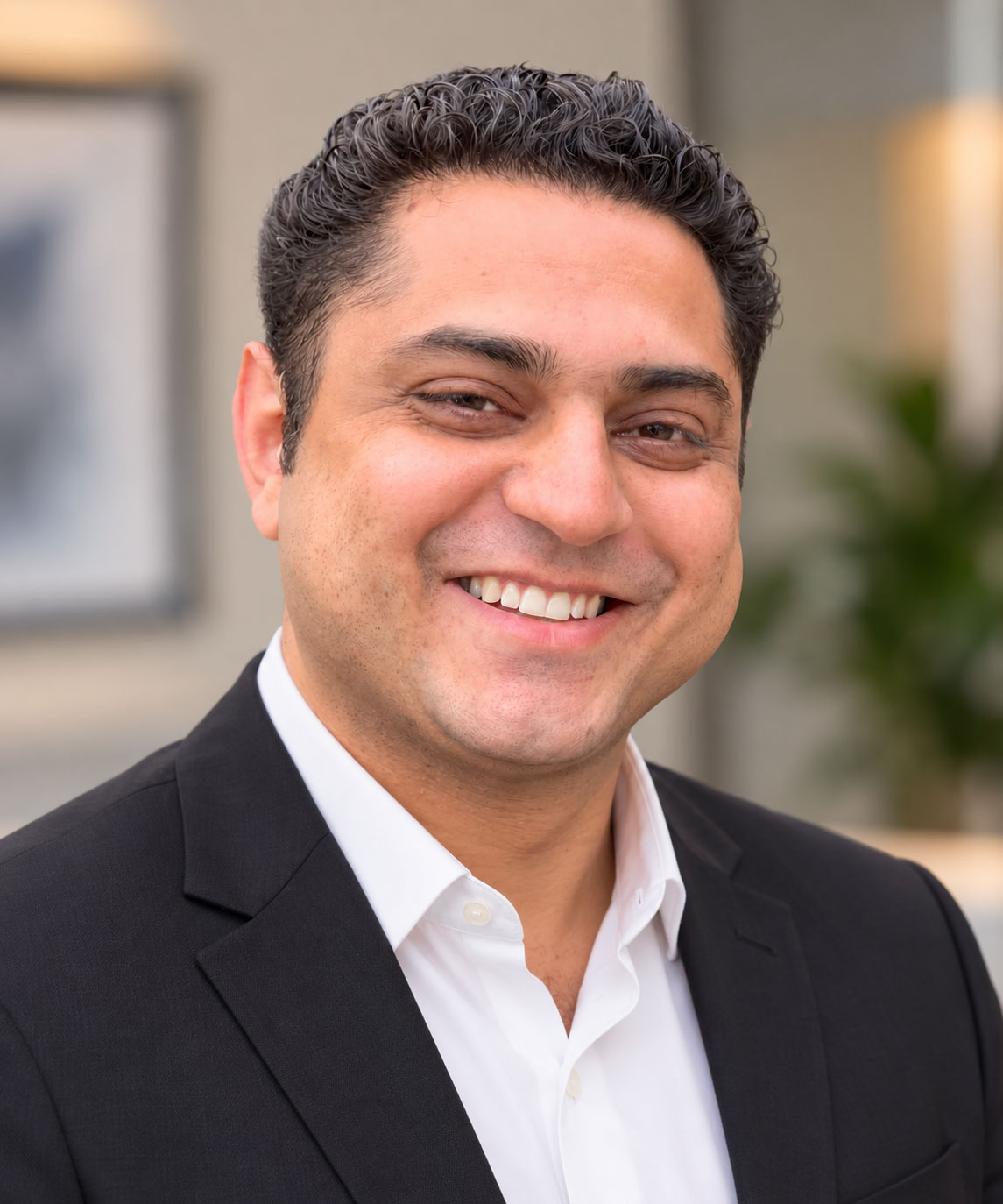 Dr. Hooman Monajemi
